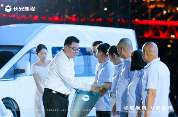 final塿׿܇LPV919ȫȼpЈ06272585.jpg